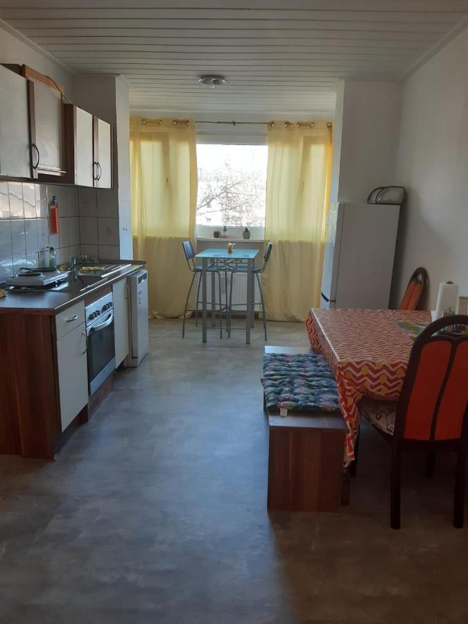 Worker-Flat Διαμέρισμα Γκελσενκίρτσεν Εξωτερικό φωτογραφία